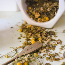 Load image into Gallery viewer, Golden Chamomile Pyramid Tea Bag 原粒洋甘菊花茶三角茶包