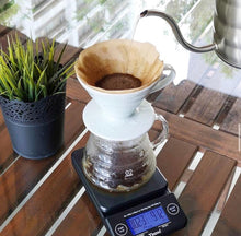 Load image into Gallery viewer, Tiamo Professional Coffee Brewing Scale with Timer

